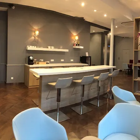 Grand Paris - Boutique Hotel