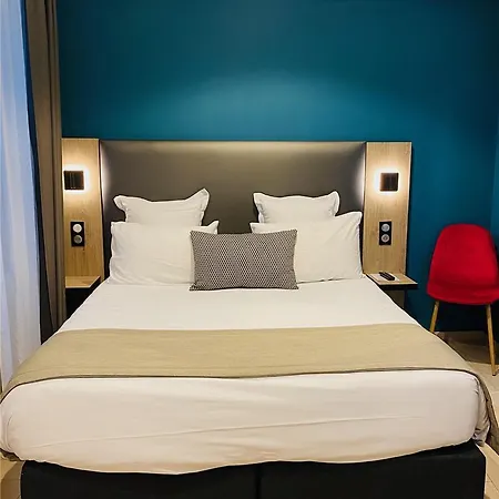 Grand Paris - Boutique 3*