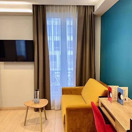 Отель Grand Paris 3*