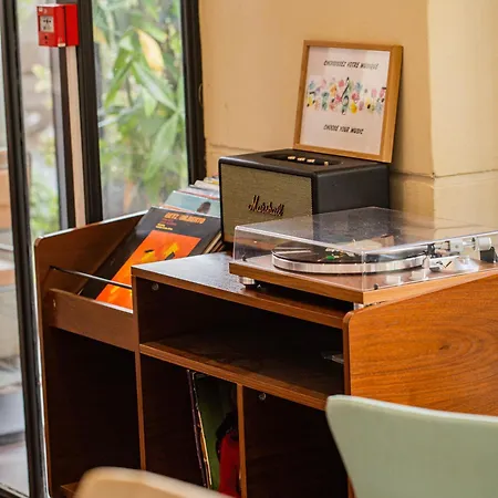 Grand Paris - Boutique 3* Clichy