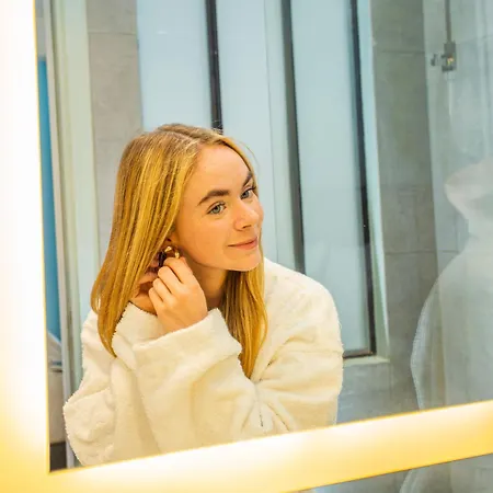 Grand Paris - Boutique 3* Clichy